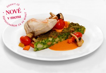 Kureci_prsa_omacka_susena_rajcata_opecena_zelenina_G00626_produkt_2025_02