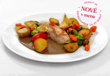 Kureci_steak_hribkova_omacka_mini_brambory_opecena_zelenina_produkt_2025_02