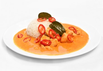 Červené curry s kuřecím masem